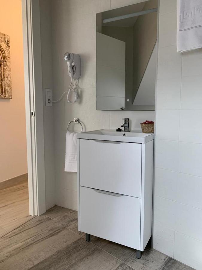 Apartamento Los Arcos ยาเนส ภายนอก รูปภาพ