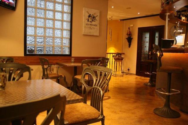 Apartamento Los Arcos ยาเนส ภายนอก รูปภาพ